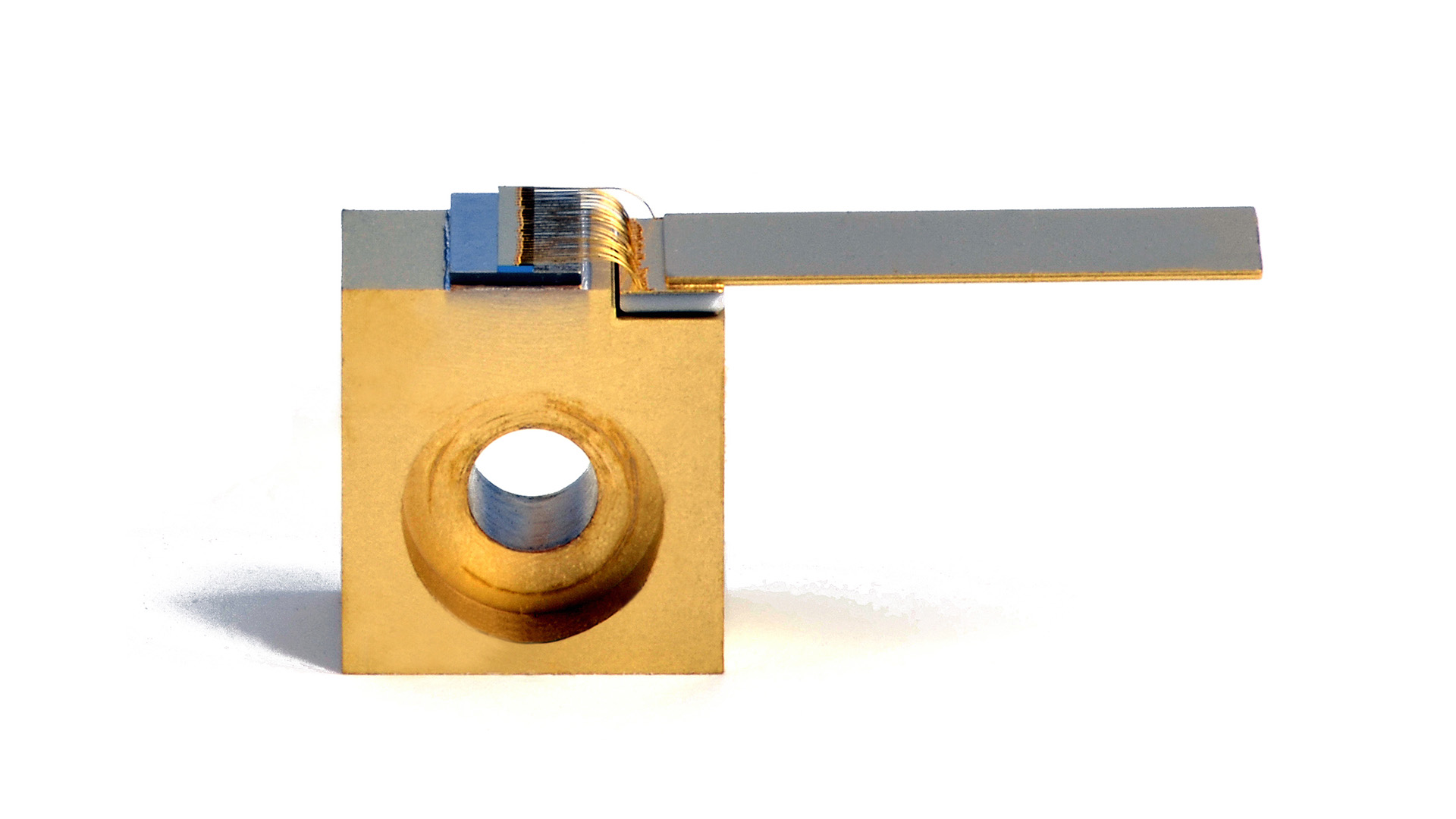 Broad Area (Multi Mode) Single Emitter